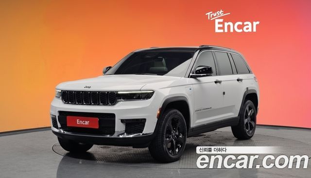 Jeep Cherokee 2023 — photo 1