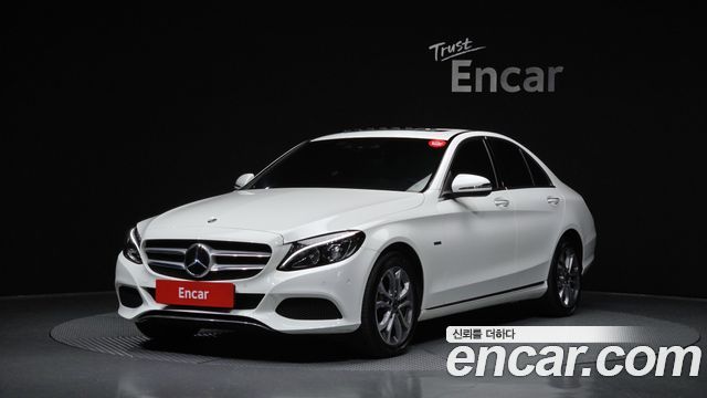 Mercedes-Benz C-Class 2018 — photo 1