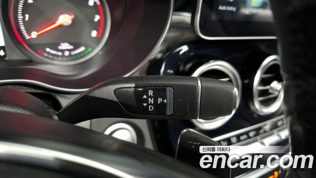 Mercedes-Benz C-Class 2018 — photo 9