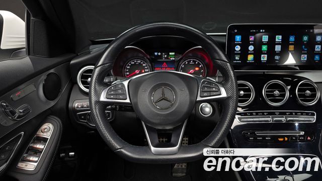 Mercedes-Benz C-Class 2018 — photo 14