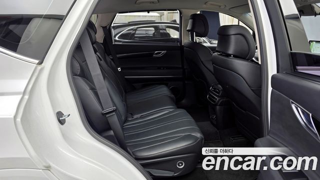 Genesis GV80 2021 — photo 12