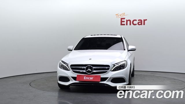 Mercedes-Benz C-Class 2018 — photo 3