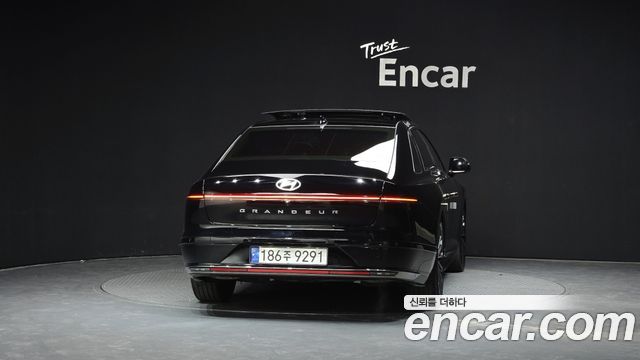 Hyundai Grandeur 2023 — photo 4