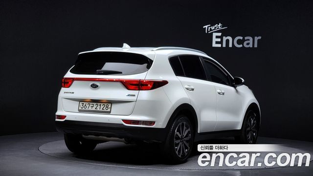 Kia Sportage 2018 — photo 2