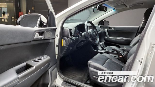 Kia Sportage 2018 — photo 11