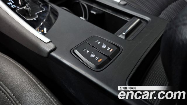 Hyundai Sonata 2010 — photo 17