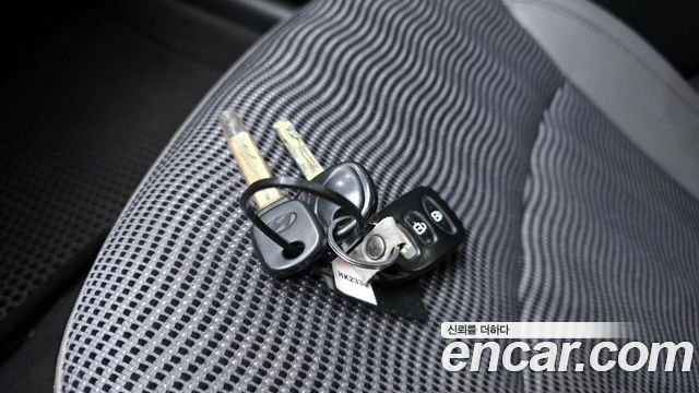 Hyundai Sonata 2010 — photo 18