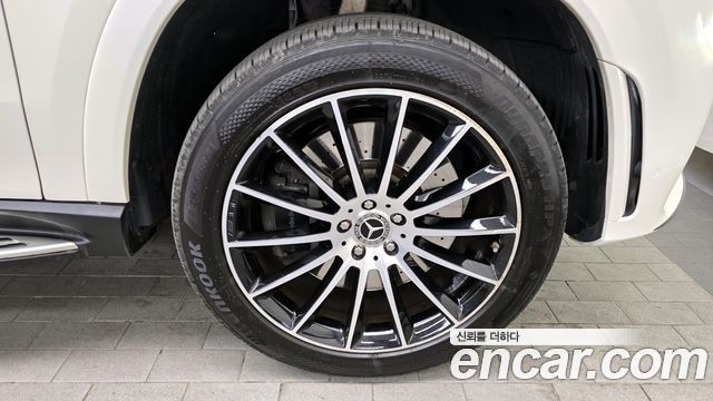 Mercedes-Benz GLE-Class 2022 — photo 5
