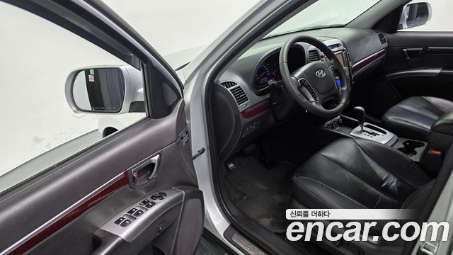 Hyundai Santafe 2011 — photo 11
