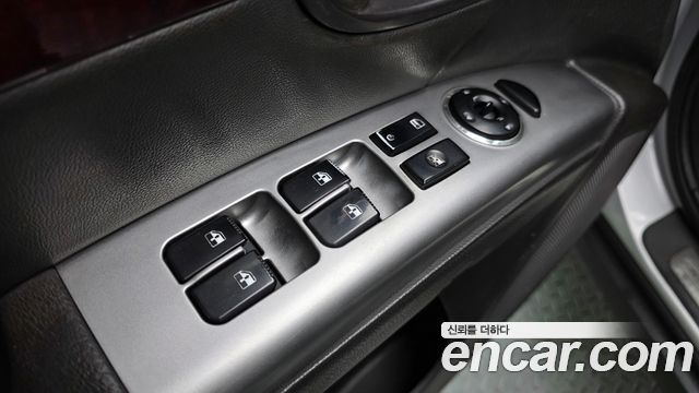 Hyundai Santafe 2011 — photo 12
