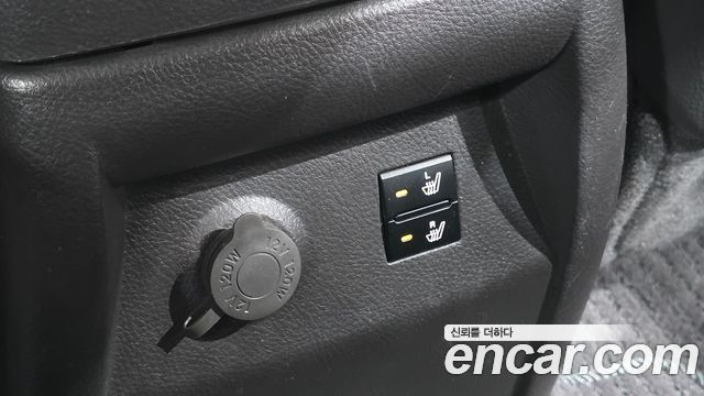 Hyundai Santafe 2011 — photo 18
