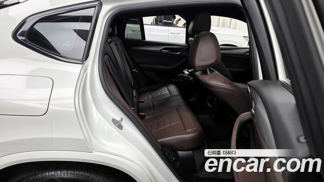 BMW X4 2021 — photo 12