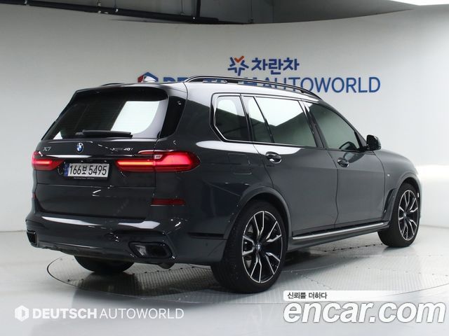 BMW X7 2022 — photo 2