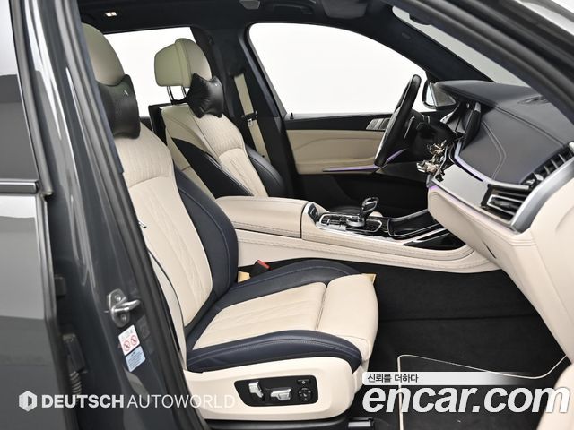 BMW X7 2022 — photo 10