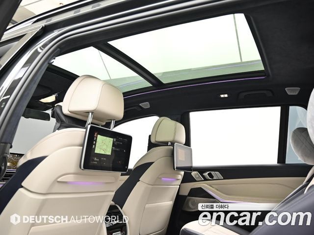 BMW X7 2022 — photo 18
