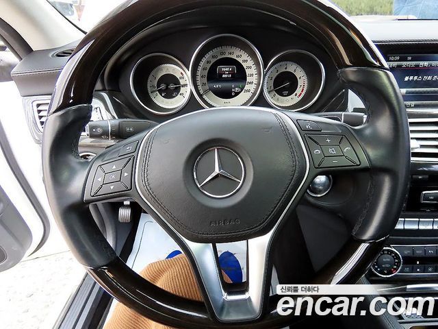 Mercedes-Benz CLS-Class 2014 — photo 8
