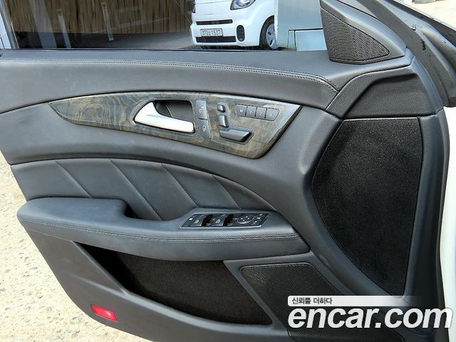 Mercedes-Benz CLS-Class 2014 — photo 11
