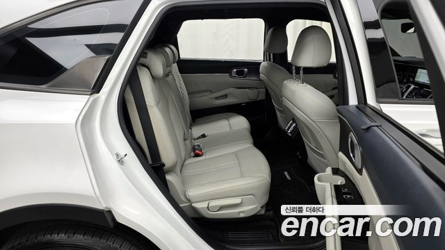 Kia Sorento 2021 — photo 12