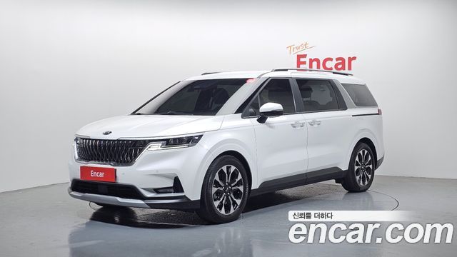 Kia Canival 2021 — photo 1