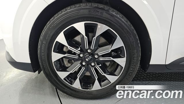 Kia Canival 2021 — photo 5