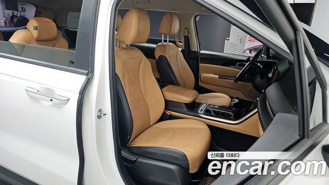 Kia Canival 2021 — photo 12