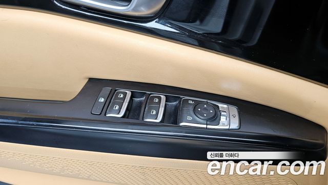 Kia Canival 2021 — photo 14