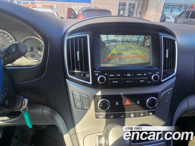 Hyundai Starex 2018 — photo 9