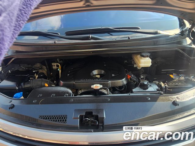 Hyundai Starex 2018 — photo 13