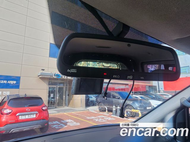 Hyundai Starex 2018 — photo 15
