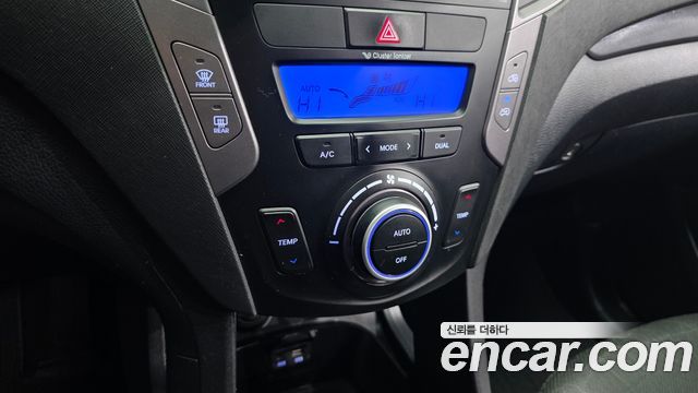 Hyundai Santafe 2015 — photo 16