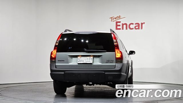 Volvo XC70 2004 — photo 4