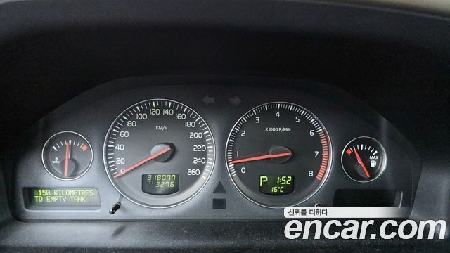 Volvo XC70 2004 — photo 8