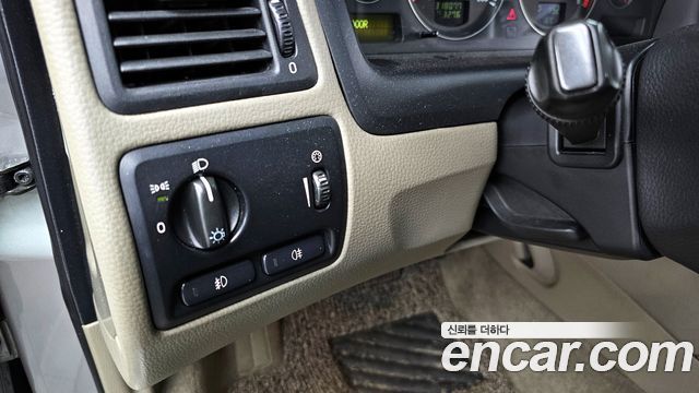 Volvo XC70 2004 — photo 14