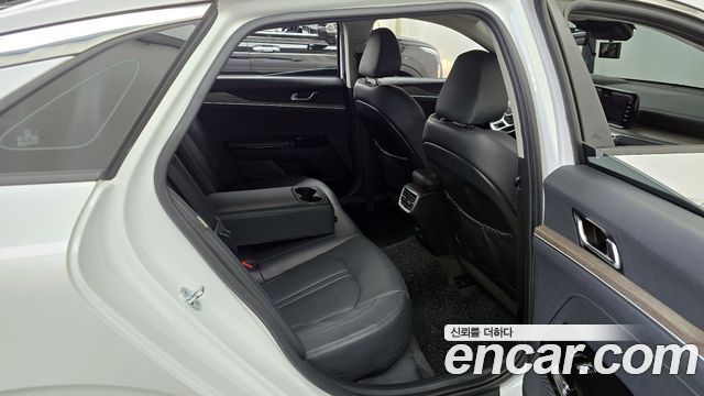Kia K5 2020 — photo 12