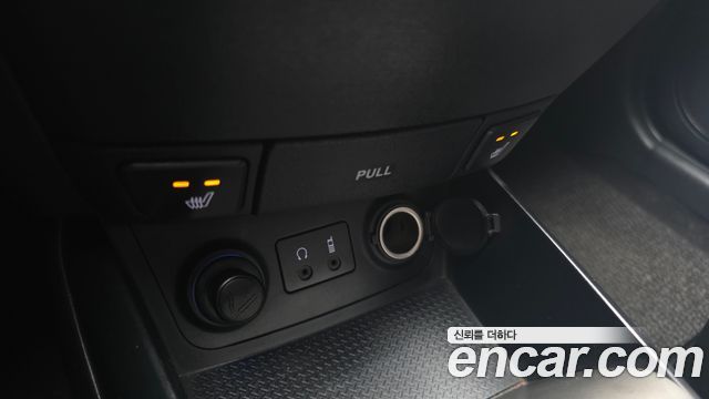 Hyundai i30 2009 — photo 17