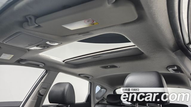 Hyundai i30 2009 — photo 19