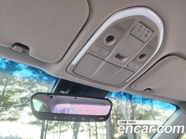 Genesis G80 2017 — photo 20
