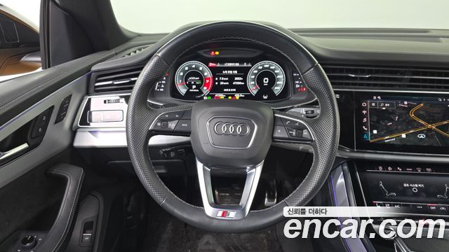 Audi Q8 2021 — photo 13