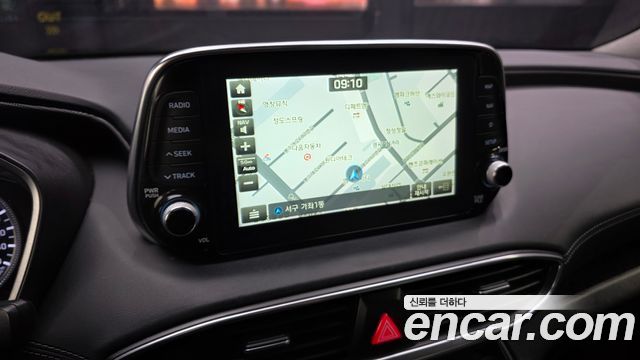 Hyundai Santafe 2019 — photo 14