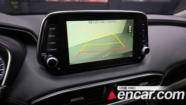 Hyundai Santafe 2019 — photo 15