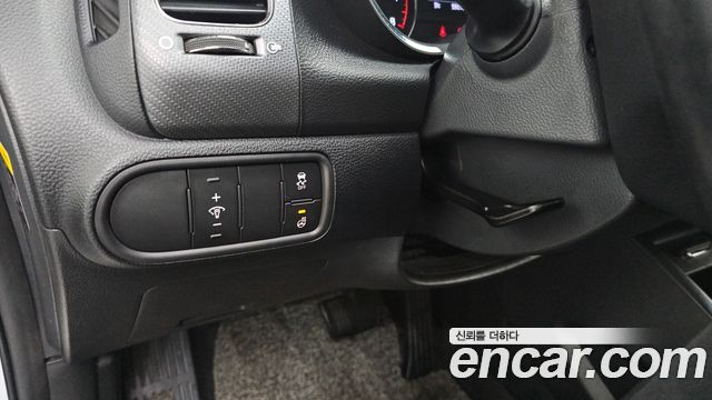 Kia K3 2017 — photo 18