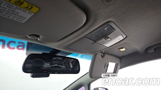 Kia K3 2017 — photo 20