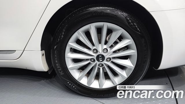 Kia K7 2016 — photo 5