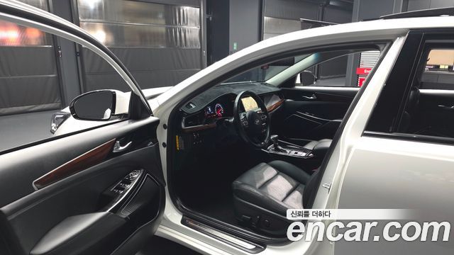 Kia K7 2016 — photo 10