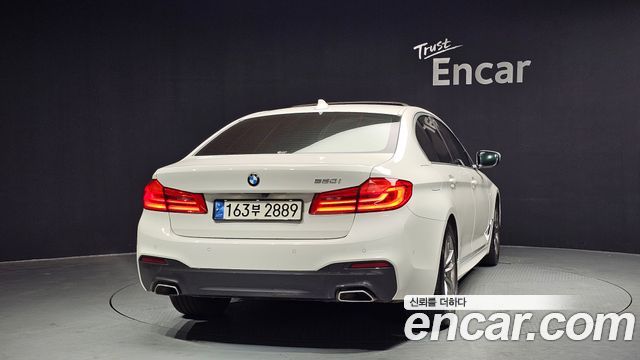 BMW 5-Series 2020 — photo 4