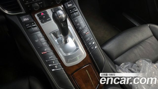 Porsche Panamera 2011 — photo 9