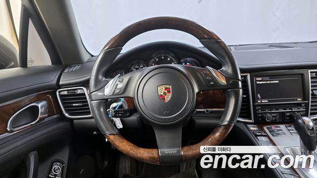 Porsche Panamera 2011 — photo 13