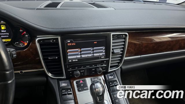 Porsche Panamera 2011 — photo 14