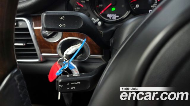 Porsche Panamera 2011 — photo 18