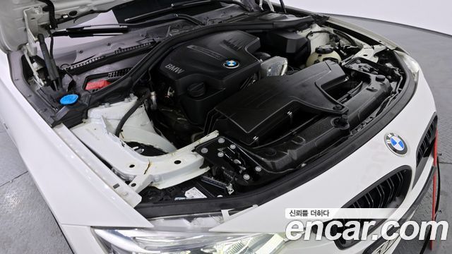 BMW 3-Series 2016 — photo 6